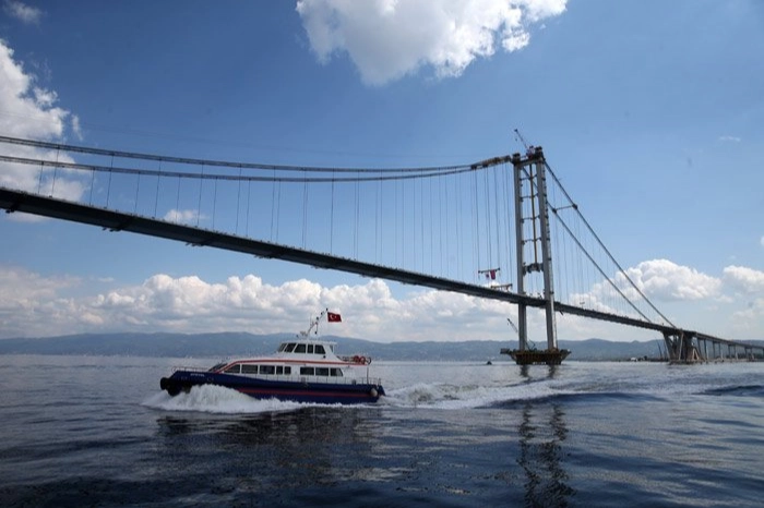 Limanlar Yönetmeliği’ne ince ayar… Osmangazi Köprüsü’nden geçiş kuralları güncellendi