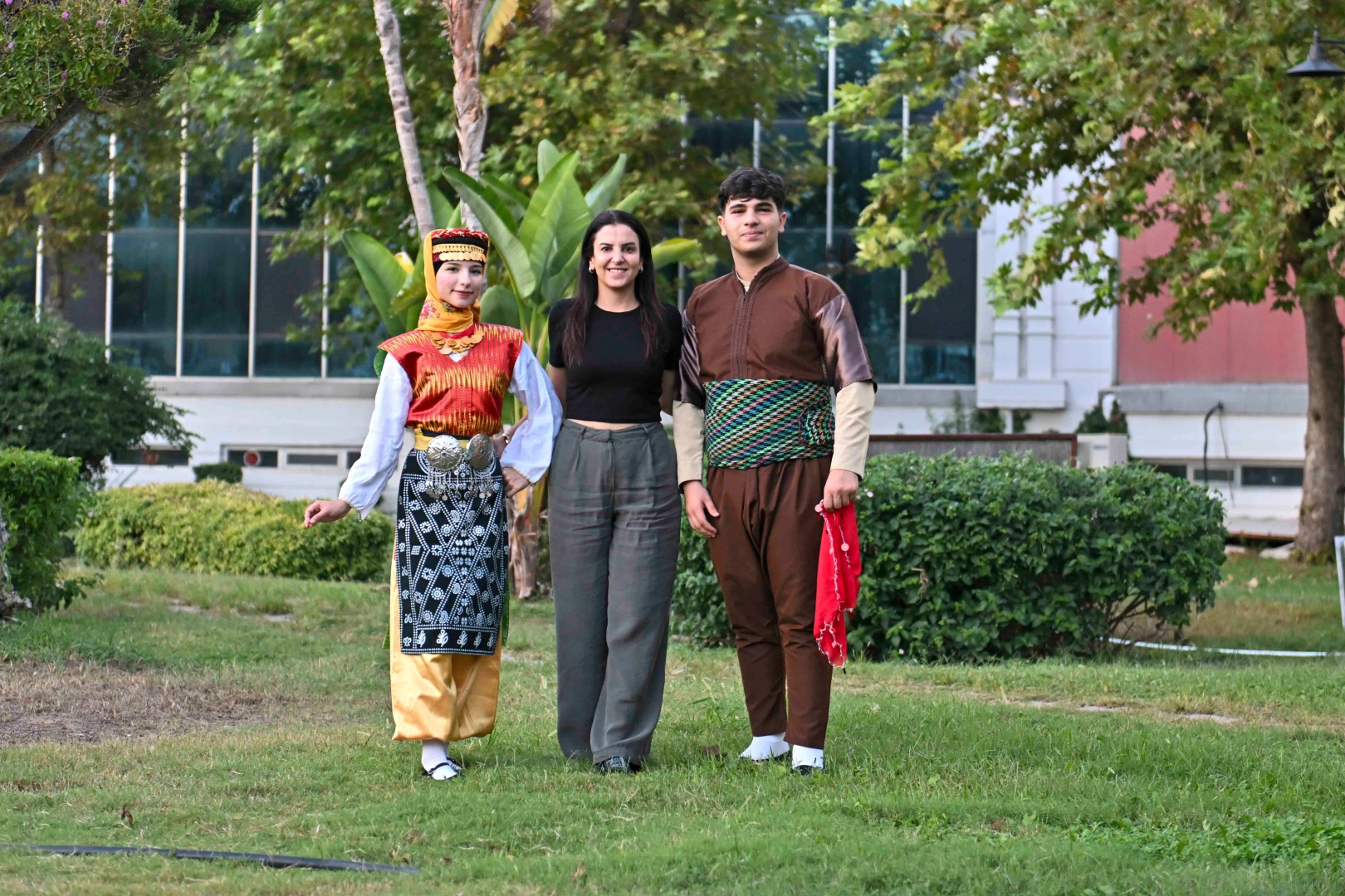 Antalya Muratpaşalı dansçılar konservatuvarlı oldu Antalya Muratpaşalı dansçılar konservatuvarlı oldu