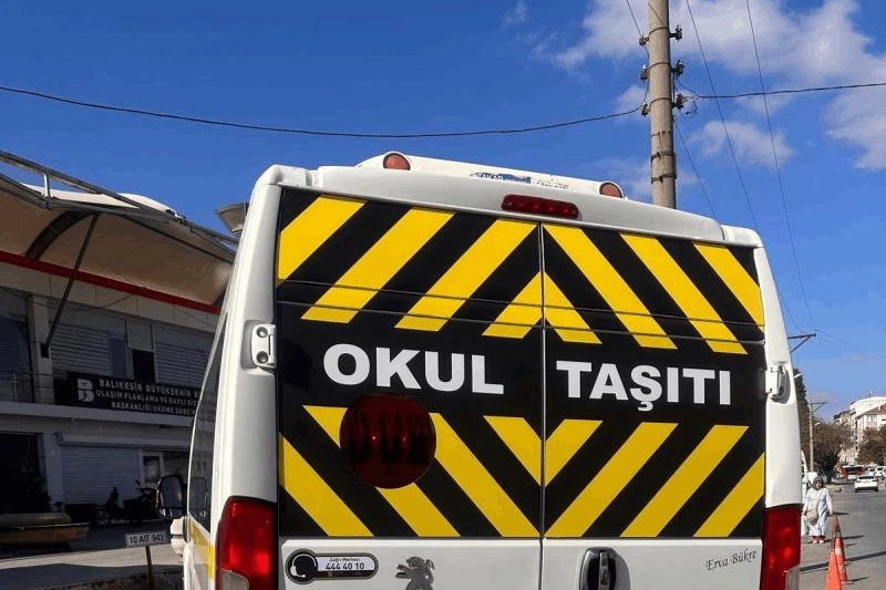 Balıkesir’de servis ve taksi plaka sahiplerine önemli uyarı Balıkesir’de servis ve taksi plaka sahiplerine önemli uyarı