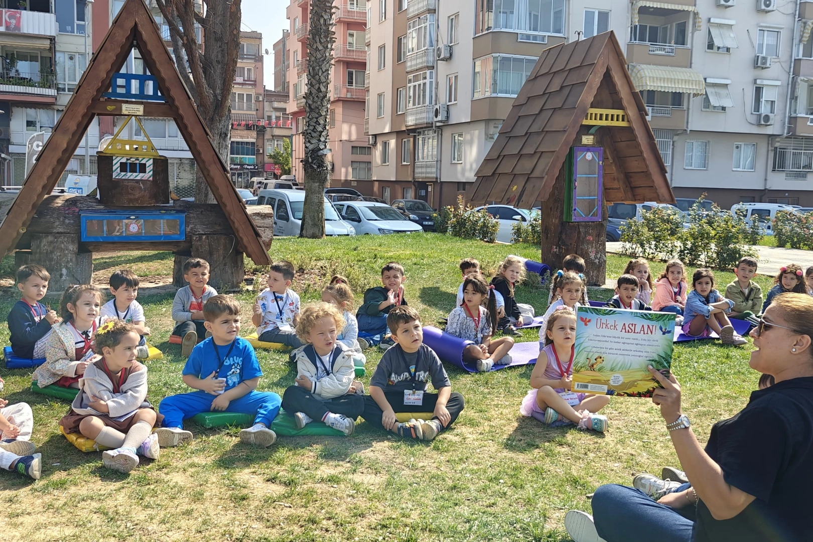 Bursa Gemlik’te ‘Açık Hava Kütüphanesi’ hayat buldu