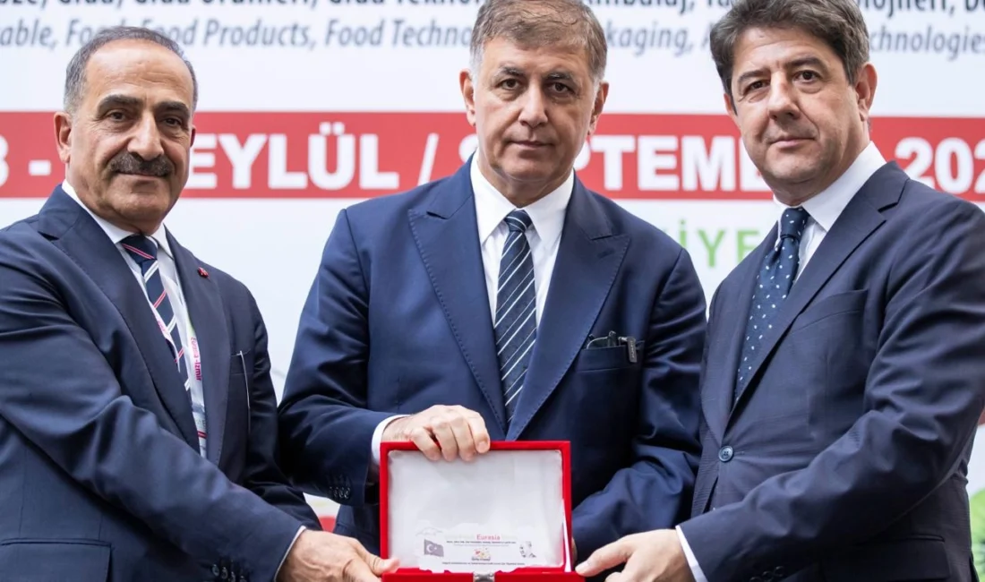 Interfresh Eurasia Fuarı İzmir’de kapılarını açtı  İzmir...