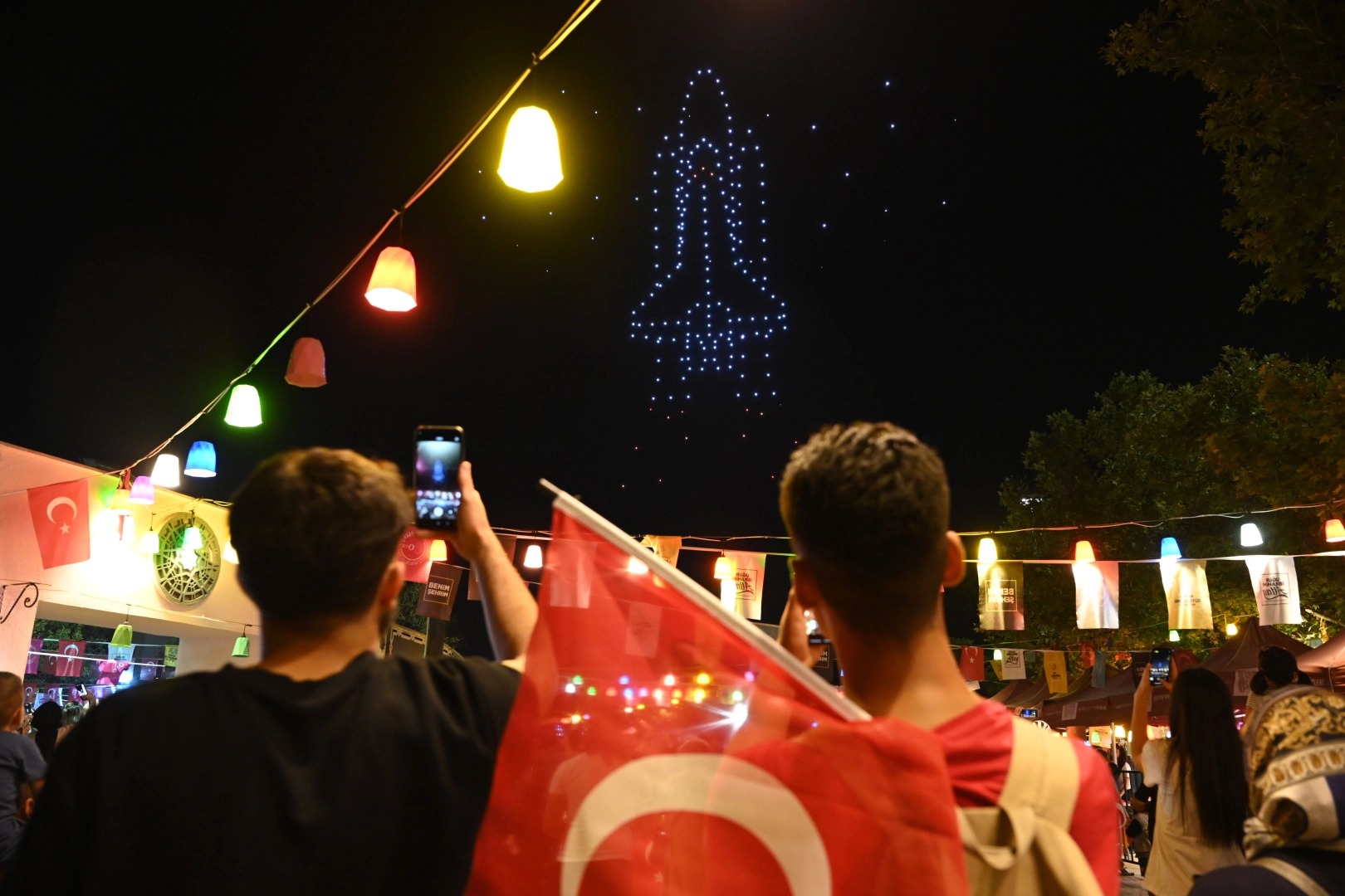 Konya’da 250 drone ‘Zafer’e uçtu!