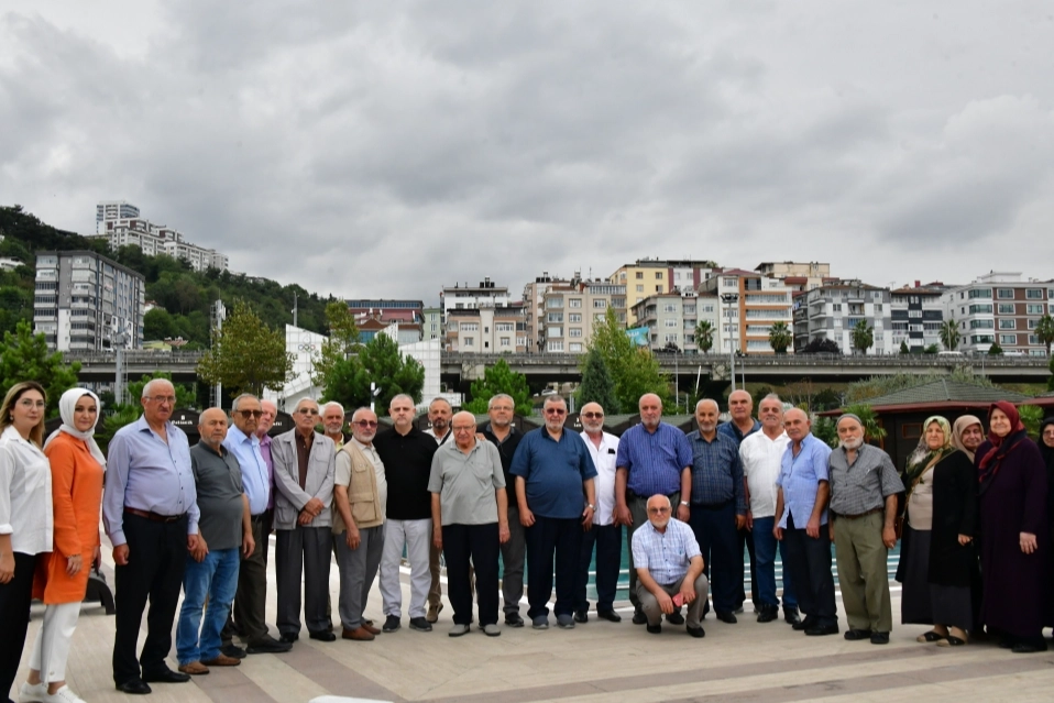 Samsun Büyükşehir’den yaşlılara tatil tadında kamp Samsun Büyükşehir’den yaşlılara tatil tadında kamp