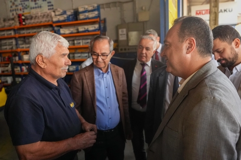 Sanayi esnafından Başkan Dutlulu’ya teşekkür Sanayi esnafından Başkan Dutlulu’ya teşekkür