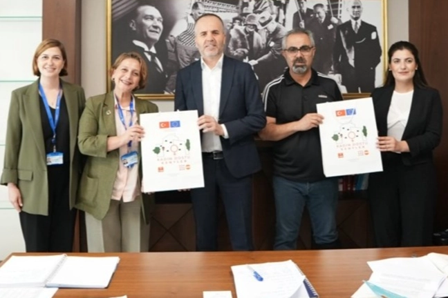 UNFPA heyetinden Denizli’ye “Kadın Dostu Kentler III” ziyareti UNFPA heyetinden Denizli’ye “Kadın Dostu Kentler III” ziyareti