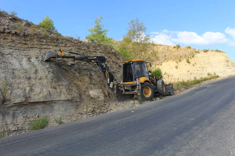 Antalya Manavgat yollarında kış mesaisi Antalya Manavgat yollarında kış mesaisi