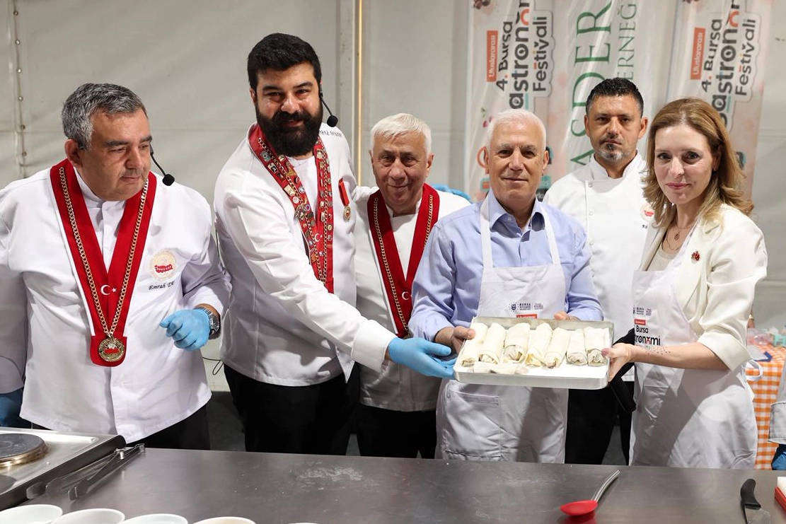 Bursa gastronomisi ile adeta dünya sofrasına taşındı Bursa gastronomisi ile adeta dünya sofrasına taşındı