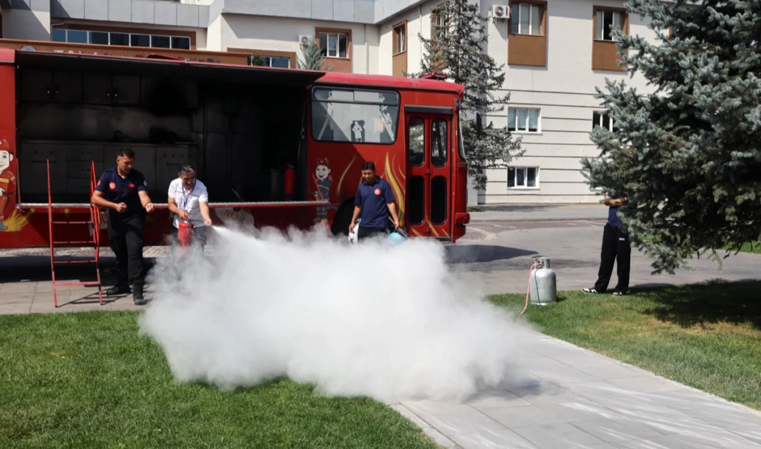 Kayseri Talas personeline yangın eğitimi  Kayseri...