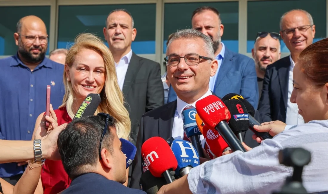 KKTC’nin 6. Cumhurbaşkanı mazbatasını aldı… Yemin töreni 24 Ekim’de