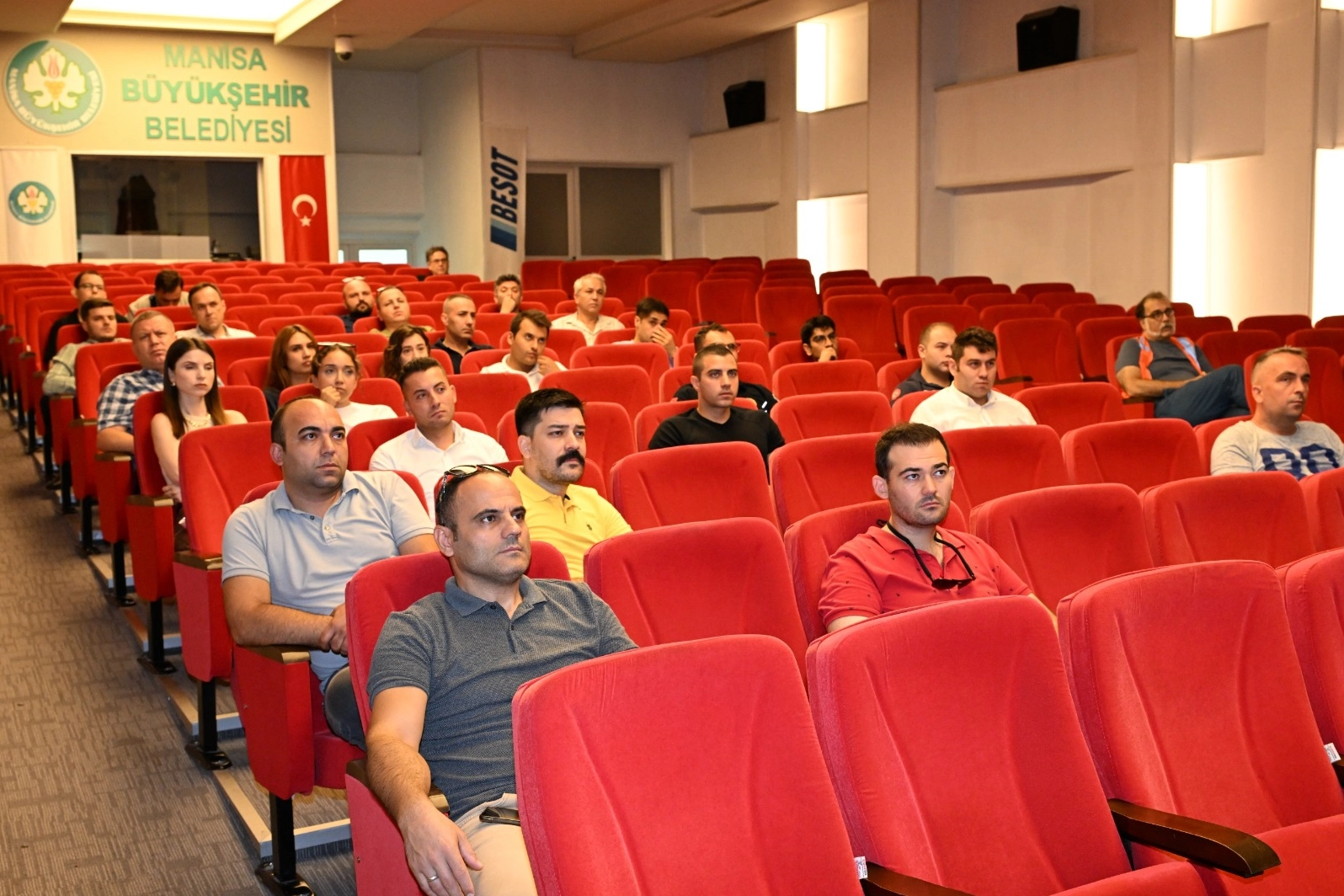 Manisa’da belediye personeline ‘Afet Bilinçlendirme’ eğitimi