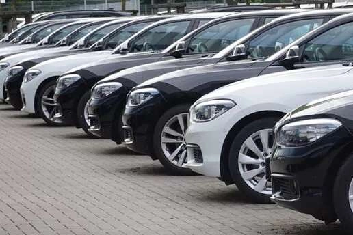 Otomobilde tüketici lehine gelişme… Reel fiyatlar geriledi, talep artışta!
